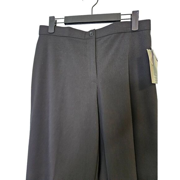 Briggs New York black Slimming Solutions pants. Size 8 short. NWT. - Picture 2 of 6